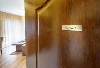 Апартаменты Apartmani Bijelic Жабляк Апартаменты с террасой-11