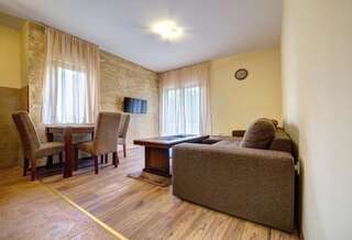 Апартаменты Apartmani Bijelic Жабляк Апартаменты с террасой-15